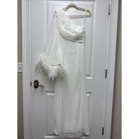 New Mac Duggal Size 6 White 11442 Feather Cuff One Shoulder Gown Dress Wedding - Picture 4 of 9
